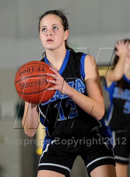 Thumbnail 1 in Dana Hills vs. Cathedral City (MaxPreps Holiday Classic) photogallery.