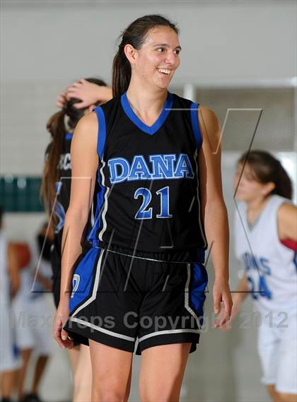 Thumbnail 1 in Dana Hills vs. Cathedral City (MaxPreps Holiday Classic) photogallery.