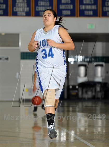 Thumbnail 1 in Dana Hills vs. Cathedral City (MaxPreps Holiday Classic) photogallery.