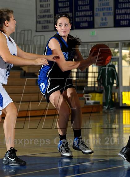 Thumbnail 1 in Dana Hills vs. Cathedral City (MaxPreps Holiday Classic) photogallery.