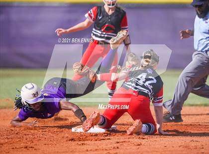 Thumbnail 3 in Cedartown vs Hampton (GHSA 4A Round 1 Playoff) photogallery.