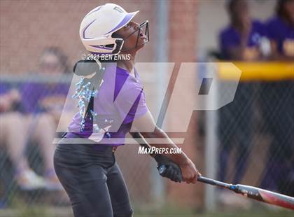 Thumbnail 1 in Cedartown vs Hampton (GHSA 4A Round 1 Playoff) photogallery.