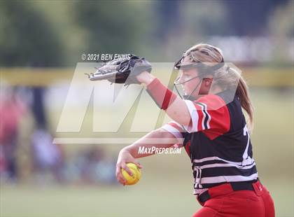 Thumbnail 1 in Cedartown vs Hampton (GHSA 4A Round 1 Playoff) photogallery.