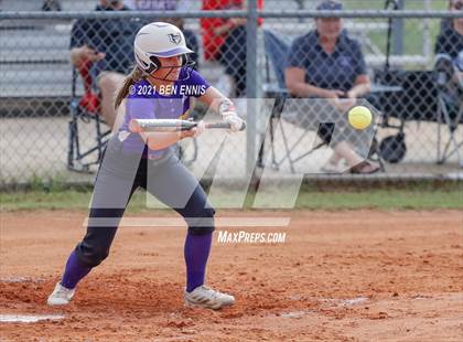 Thumbnail 3 in Cedartown vs Hampton (GHSA 4A Round 1 Playoff) photogallery.