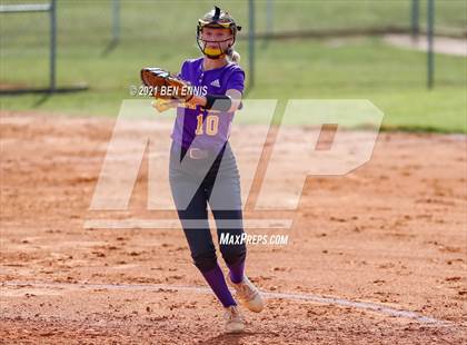 Thumbnail 2 in Cedartown vs Hampton (GHSA 4A Round 1 Playoff) photogallery.