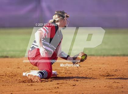 Thumbnail 1 in Cedartown vs Hampton (GHSA 4A Round 1 Playoff) photogallery.