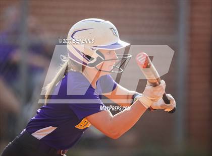 Thumbnail 2 in Cedartown vs Hampton (GHSA 4A Round 1 Playoff) photogallery.