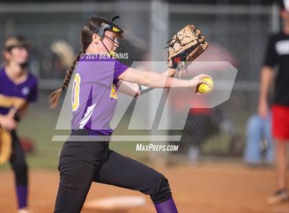 Thumbnail 3 in Cedartown vs Hampton (GHSA 4A Round 1 Playoff) photogallery.