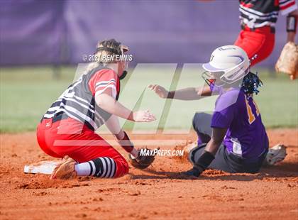 Thumbnail 2 in Cedartown vs Hampton (GHSA 4A Round 1 Playoff) photogallery.