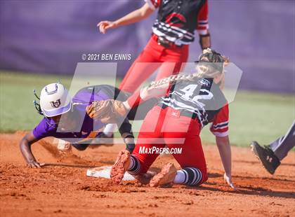 Thumbnail 2 in Cedartown vs Hampton (GHSA 4A Round 1 Playoff) photogallery.