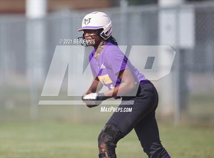 Thumbnail 2 in Cedartown vs Hampton (GHSA 4A Round 1 Playoff) photogallery.