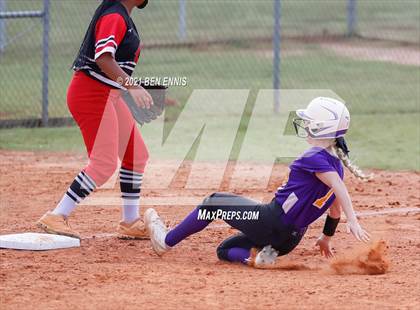 Thumbnail 1 in Cedartown vs Hampton (GHSA 4A Round 1 Playoff) photogallery.