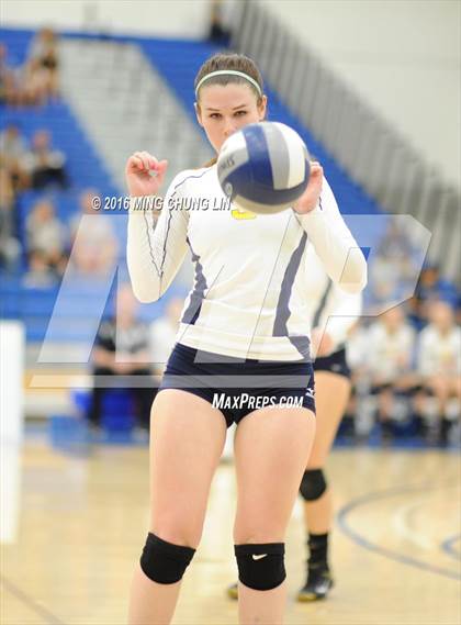 Thumbnail 2 in Hillcrest Christian vs. Lake Arrowhead Christian (CIF SS D10 Final) photogallery.