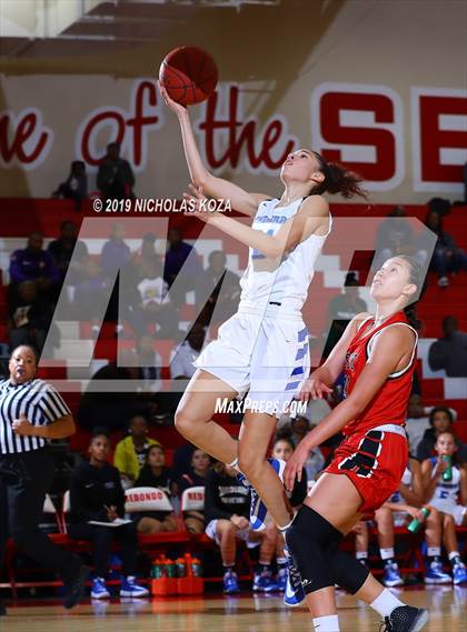 Thumbnail 2 in Troy vs. Windward (Battle at the Beach) photogallery.