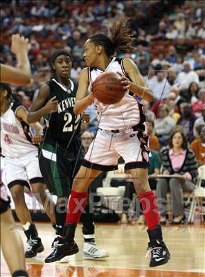 Thumbnail 2 in Kennedale vs West OSO (UIL 3A Semifinals) photogallery.