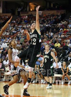 Thumbnail 3 in Kennedale vs West OSO (UIL 3A Semifinals) photogallery.