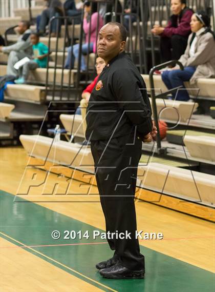 Thumbnail 2 in Jefferson vs Mountain View (Joe Cascio Holiday Classic) photogallery.