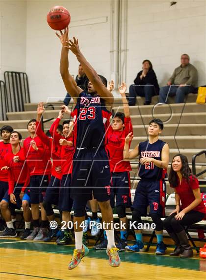 Thumbnail 2 in Jefferson vs Mountain View (Joe Cascio Holiday Classic) photogallery.