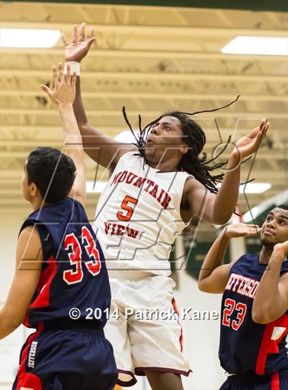 Thumbnail 1 in Jefferson vs Mountain View (Joe Cascio Holiday Classic) photogallery.
