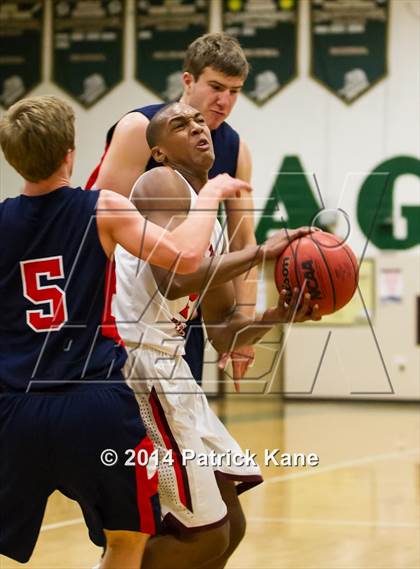 Thumbnail 1 in Jefferson vs Mountain View (Joe Cascio Holiday Classic) photogallery.