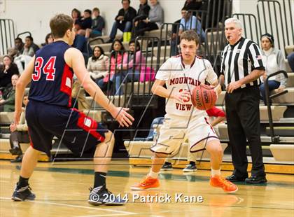 Thumbnail 3 in Jefferson vs Mountain View (Joe Cascio Holiday Classic) photogallery.