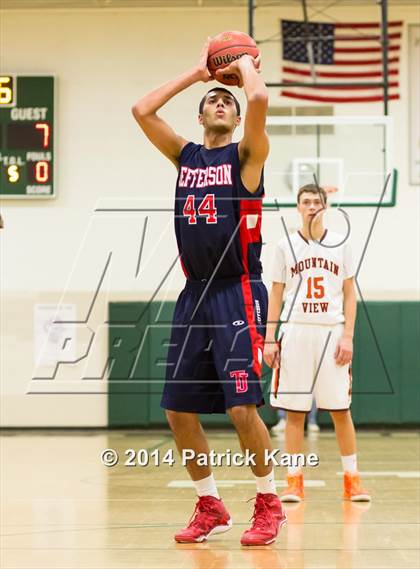 Thumbnail 2 in Jefferson vs Mountain View (Joe Cascio Holiday Classic) photogallery.