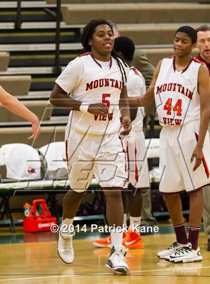 Thumbnail 1 in Jefferson vs Mountain View (Joe Cascio Holiday Classic) photogallery.