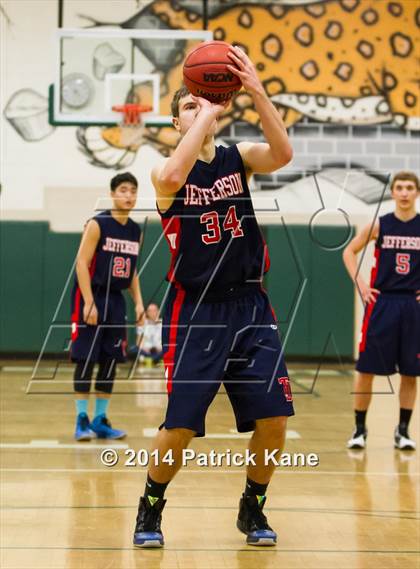 Thumbnail 1 in Jefferson vs Mountain View (Joe Cascio Holiday Classic) photogallery.