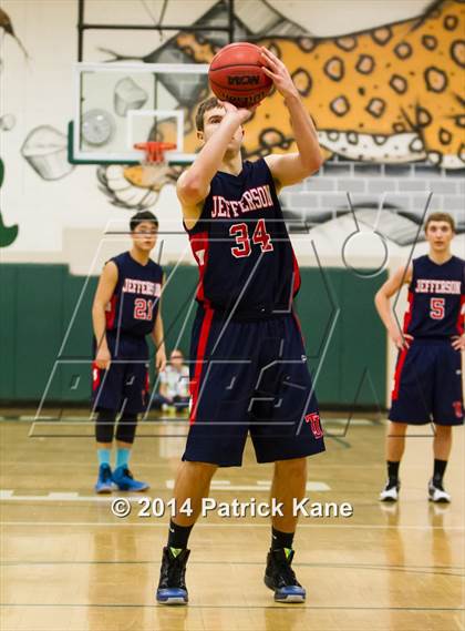 Thumbnail 2 in Jefferson vs Mountain View (Joe Cascio Holiday Classic) photogallery.