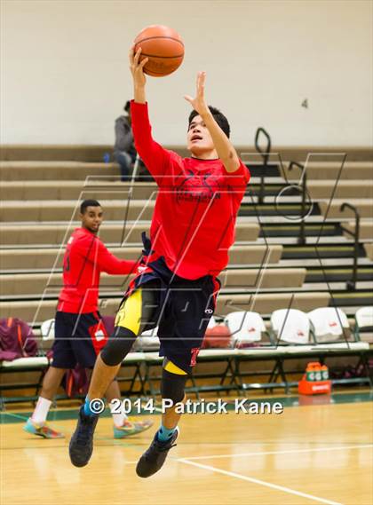 Thumbnail 2 in Jefferson vs Mountain View (Joe Cascio Holiday Classic) photogallery.