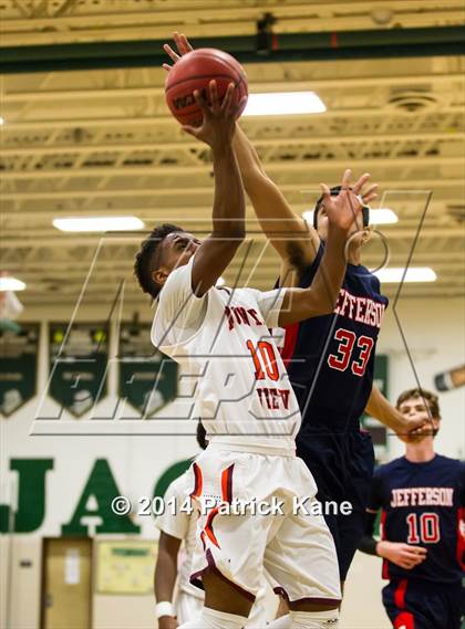 Thumbnail 1 in Jefferson vs Mountain View (Joe Cascio Holiday Classic) photogallery.