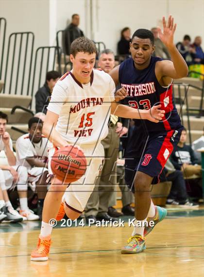 Thumbnail 1 in Jefferson vs Mountain View (Joe Cascio Holiday Classic) photogallery.