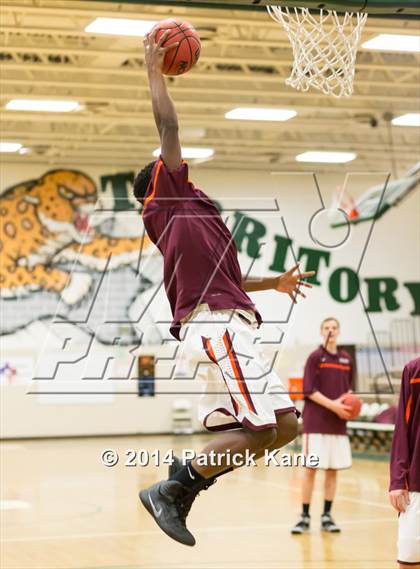 Thumbnail 3 in Jefferson vs Mountain View (Joe Cascio Holiday Classic) photogallery.