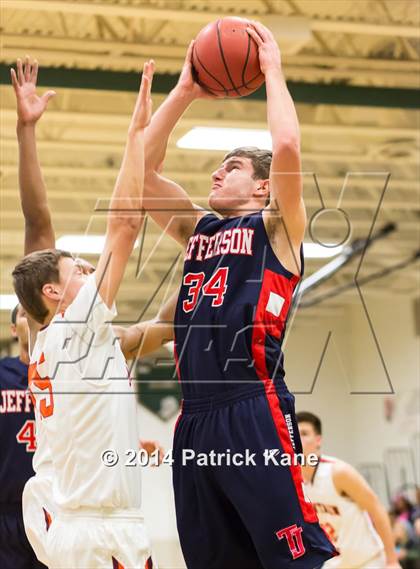 Thumbnail 1 in Jefferson vs Mountain View (Joe Cascio Holiday Classic) photogallery.