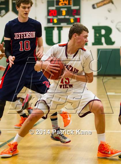 Thumbnail 2 in Jefferson vs Mountain View (Joe Cascio Holiday Classic) photogallery.