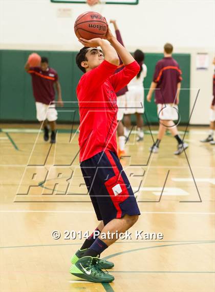 Thumbnail 2 in Jefferson vs Mountain View (Joe Cascio Holiday Classic) photogallery.