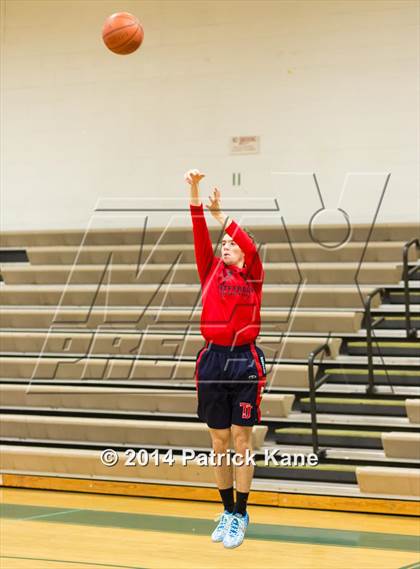 Thumbnail 1 in Jefferson vs Mountain View (Joe Cascio Holiday Classic) photogallery.