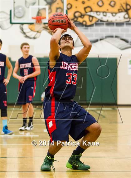 Thumbnail 1 in Jefferson vs Mountain View (Joe Cascio Holiday Classic) photogallery.
