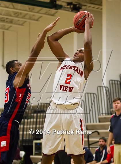Thumbnail 1 in Jefferson vs Mountain View (Joe Cascio Holiday Classic) photogallery.