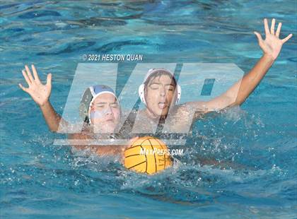 Thumbnail 2 in Clovis West vs. Irvine (S&R Tournament) photogallery.