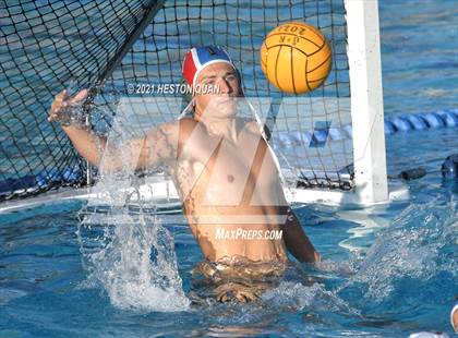 Thumbnail 3 in Clovis West vs. Irvine (S&R Tournament) photogallery.