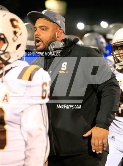 Thumbnail 2 in Serra @ El Monte (CIF SoCal 5-AA Regional Final) photogallery.
