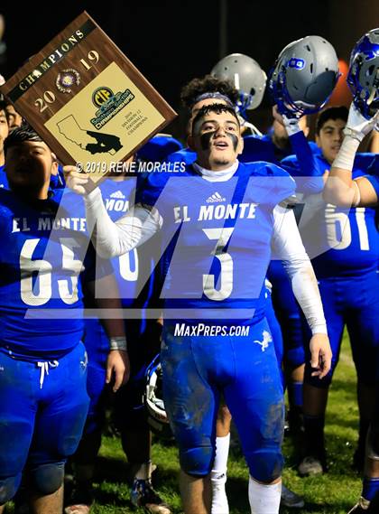 Thumbnail 3 in Serra @ El Monte (CIF SoCal 5-AA Regional Final) photogallery.