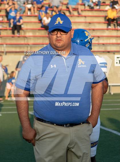 Thumbnail 3 in Mater Dei vs. Bishop Amat photogallery.