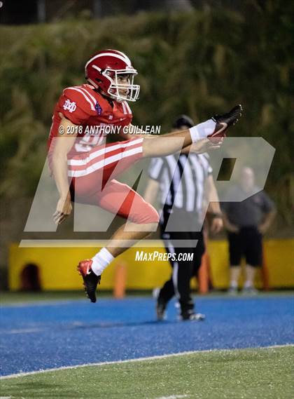 Thumbnail 1 in Mater Dei vs. Bishop Amat photogallery.