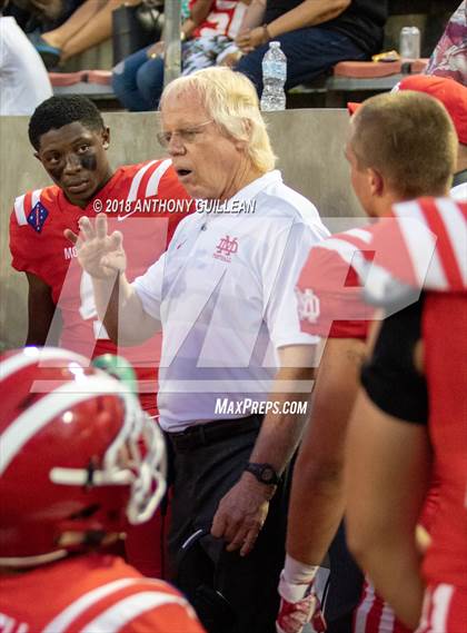 Thumbnail 3 in Mater Dei vs. Bishop Amat photogallery.