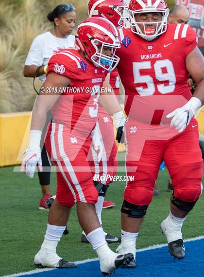 Thumbnail 1 in Mater Dei vs. Bishop Amat photogallery.
