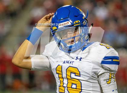 Thumbnail 3 in Mater Dei vs. Bishop Amat photogallery.