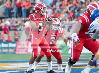 Thumbnail 3 in Mater Dei vs. Bishop Amat photogallery.
