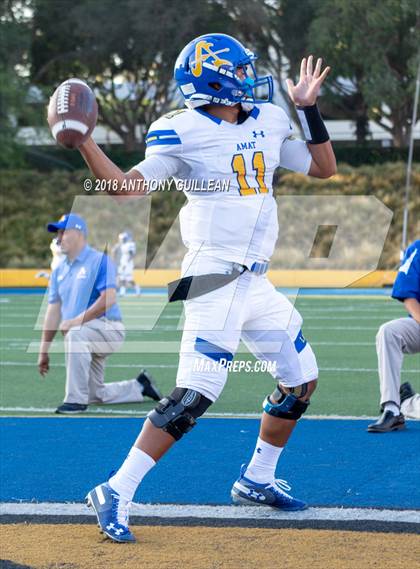 Thumbnail 1 in Mater Dei vs. Bishop Amat photogallery.